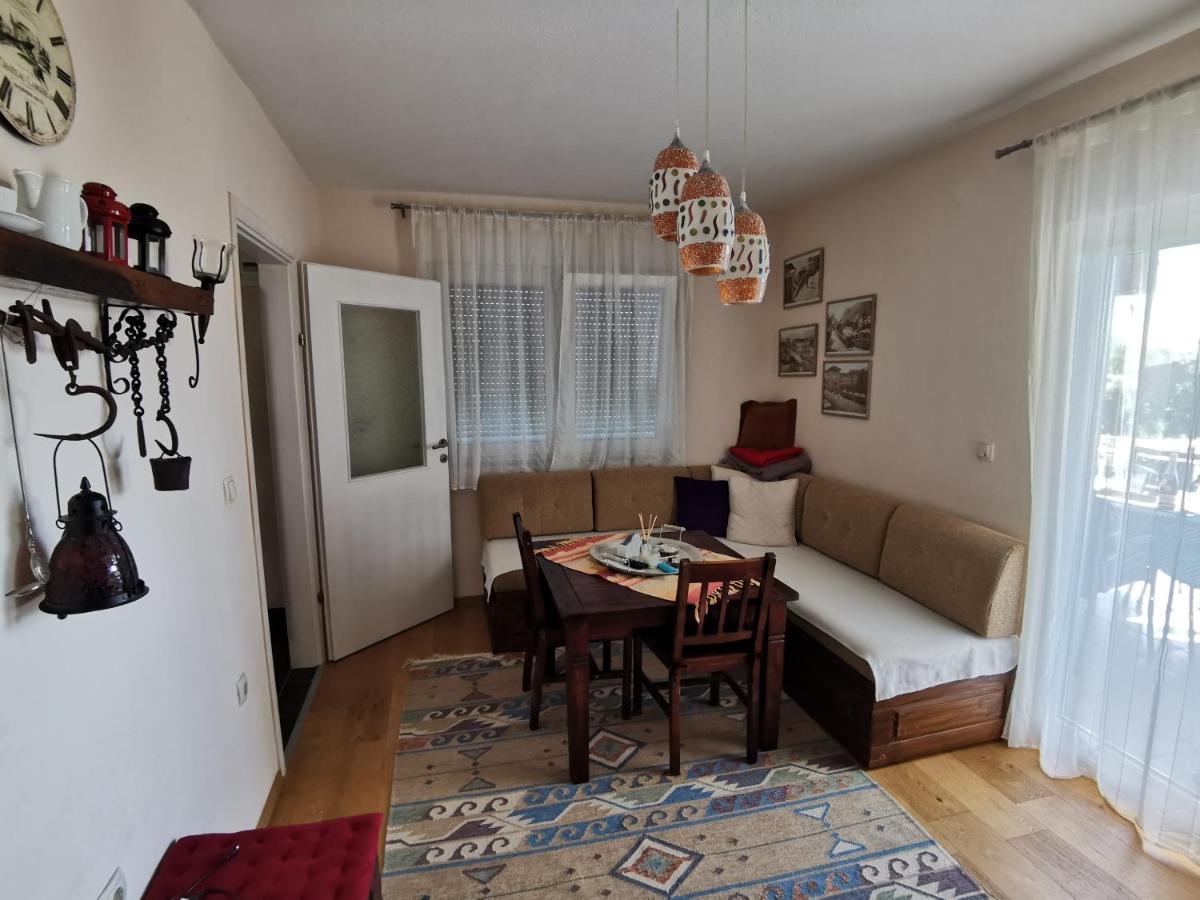 Apartman Selma Vinine Exterior foto